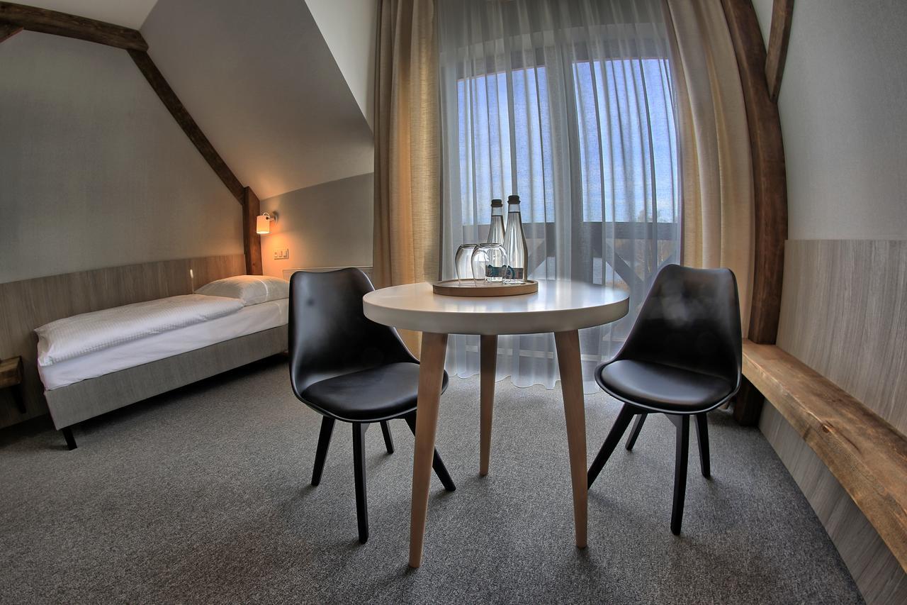 Hotel Gorecznik Ostrów Wielkopolski Exteriér fotografie