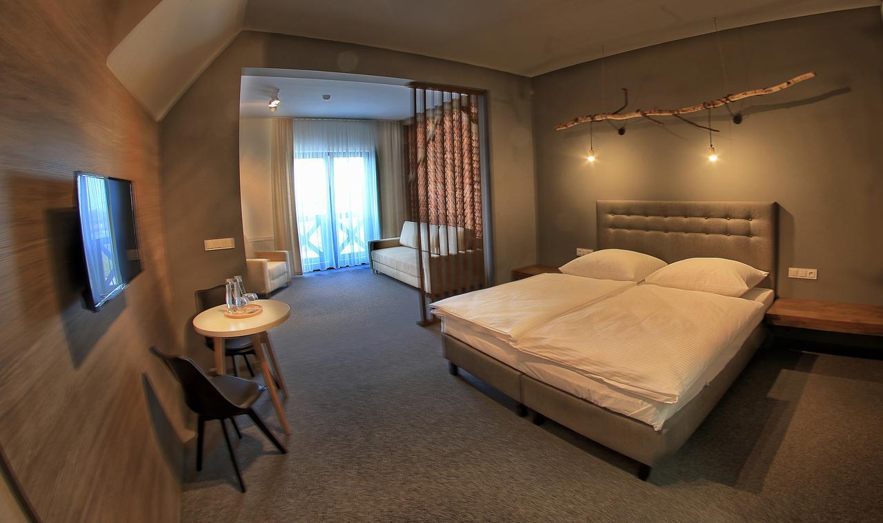 Hotel Gorecznik Ostrów Wielkopolski Exteriér fotografie