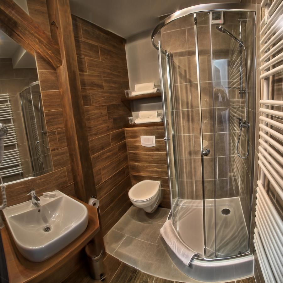 Hotel Gorecznik Ostrów Wielkopolski Exteriér fotografie