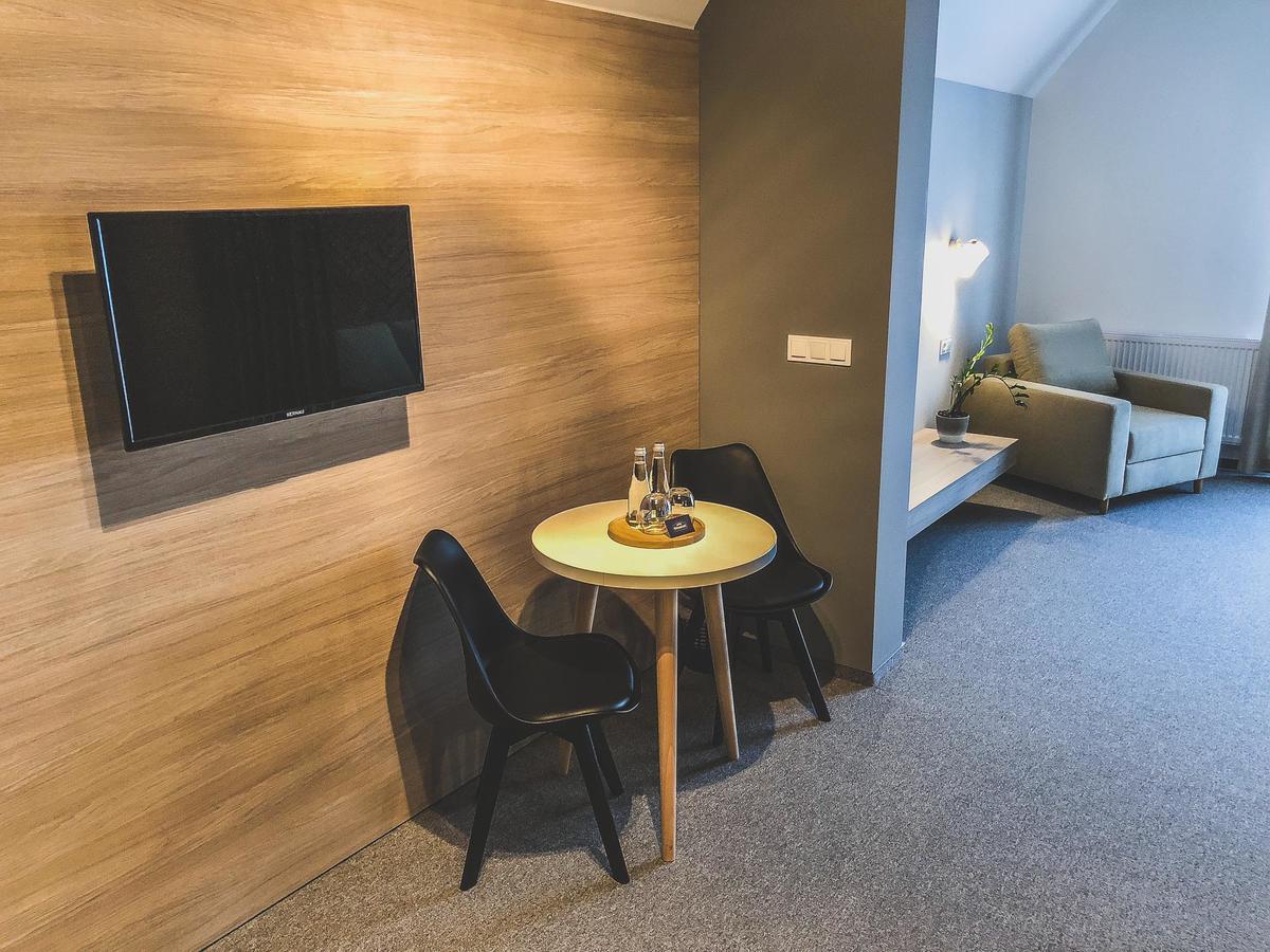 Hotel Gorecznik Ostrów Wielkopolski Exteriér fotografie