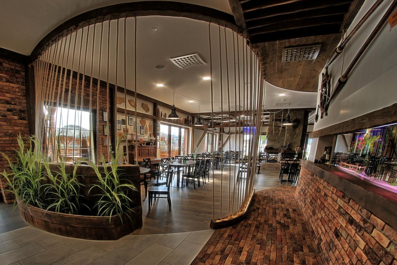 Hotel Gorecznik Ostrów Wielkopolski Exteriér fotografie